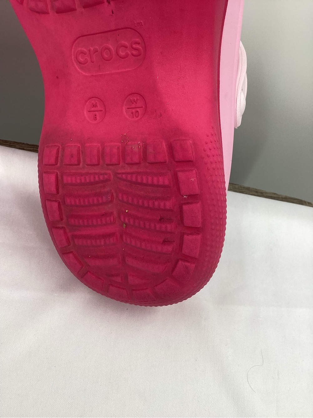 CROCS Platform Clogs in Light Pink and Hot Pink - Picture 10 of 11